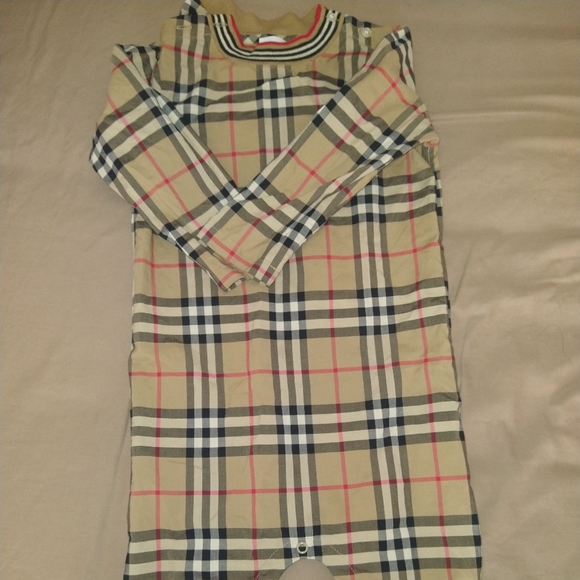 Burberry romper